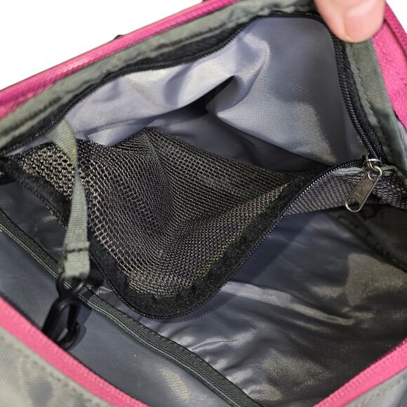 Patagonia One Crossbody Sling Pack Bag Gray Pink Hiking Outdoors Mint Cond 8L - Picture 8 of 8